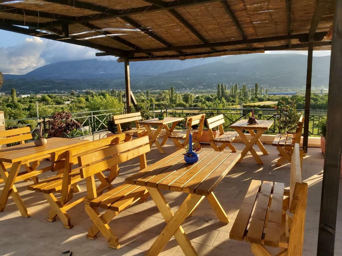 Bed & Breakfast Local Living Edi Berat Dış mekan fotoğraf